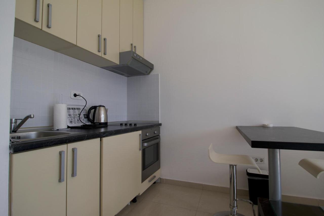 Waterfront Apartments โกตอร์ ภายนอก รูปภาพ