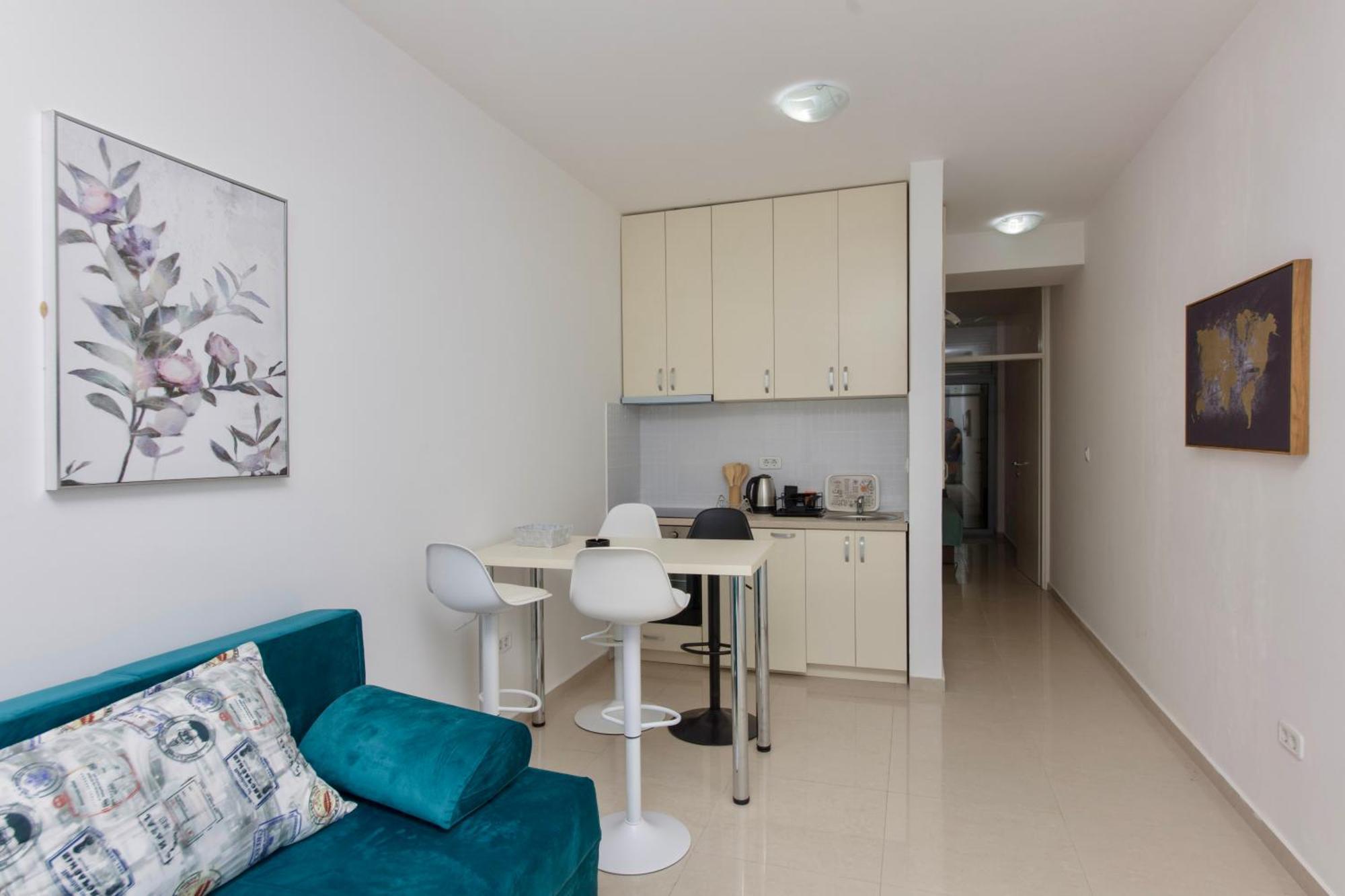 Waterfront Apartments โกตอร์ ภายนอก รูปภาพ